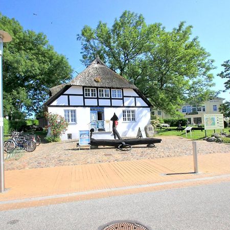 Fewo Mit Terrasse, Gratis Nutzung Vom Ahoi Erlebnisbad Und Sauna In Sellin - Haus Blick Zur See Fewo 13 Goehren  Luaran gambar