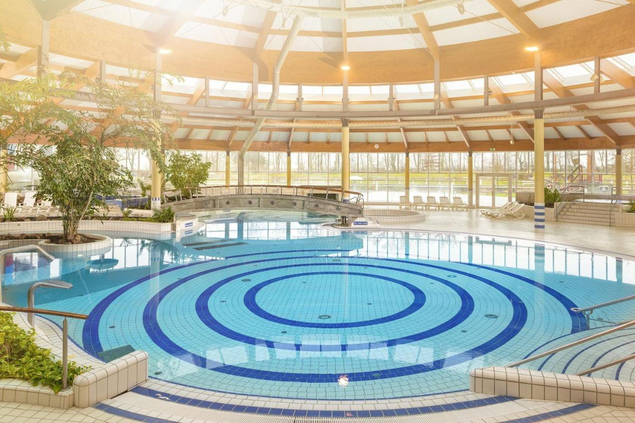 Fewo Mit Terrasse, Gratis Nutzung Vom Ahoi Erlebnisbad Und Sauna In Sellin - Haus Blick Zur See Fewo 13 Goehren  Luaran gambar